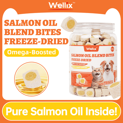 Wellix Salmon Oil Freeze Dried Treats for Cats&Dogs  Crunchy Healthy Treats Chicken&Fish Oil Flavor Freeze dried Cat Treats 3.53oz